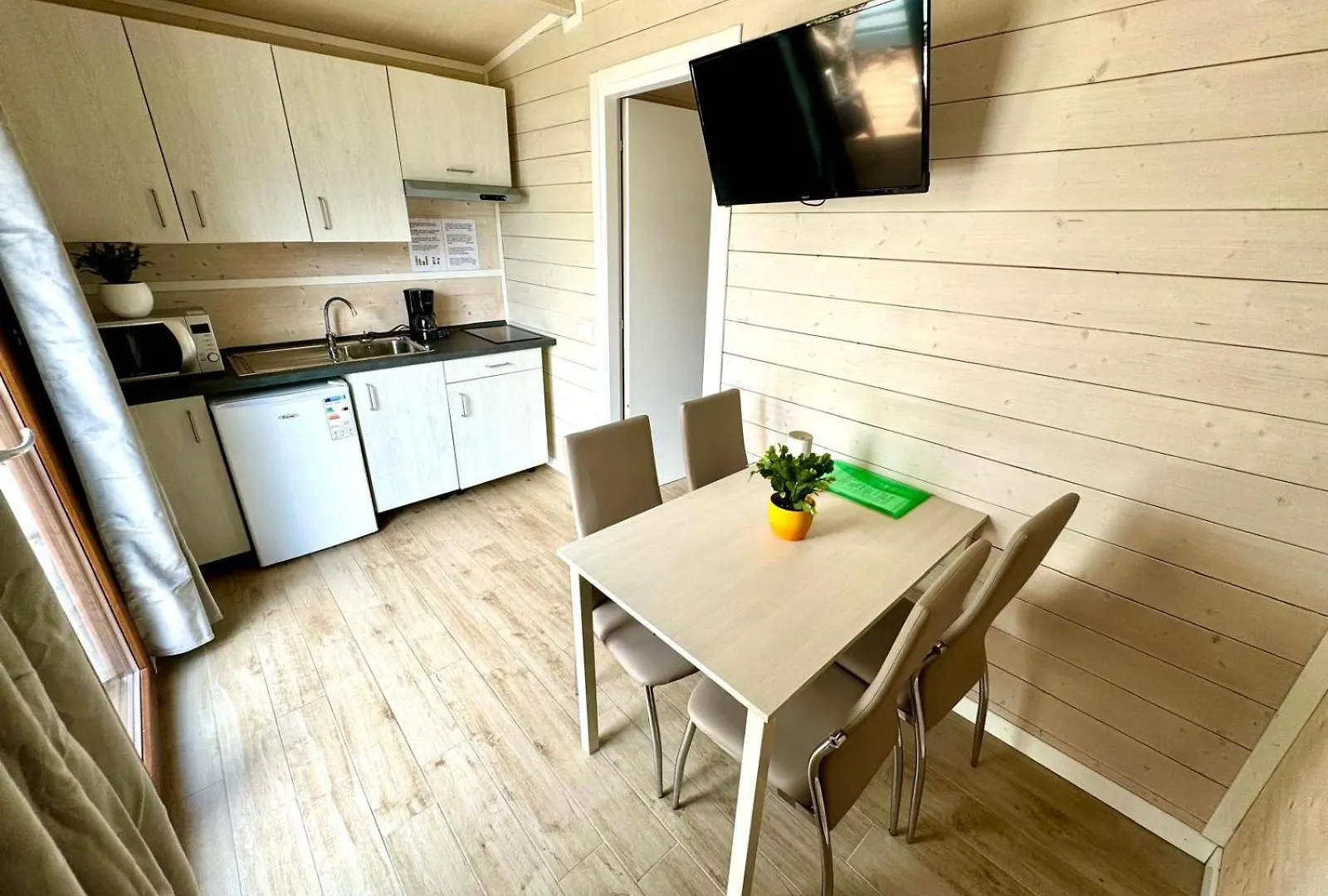 Monja Camping Village 0*, Brenzone sul Garda