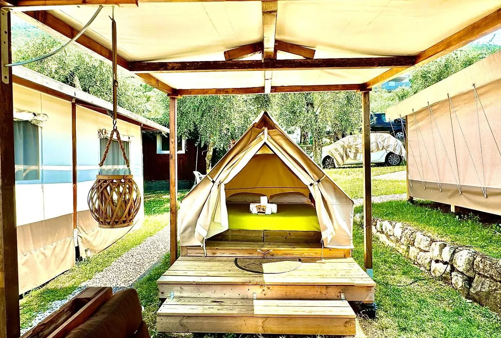 Monja Camping Village キャンプ場 ブレンゾーネ