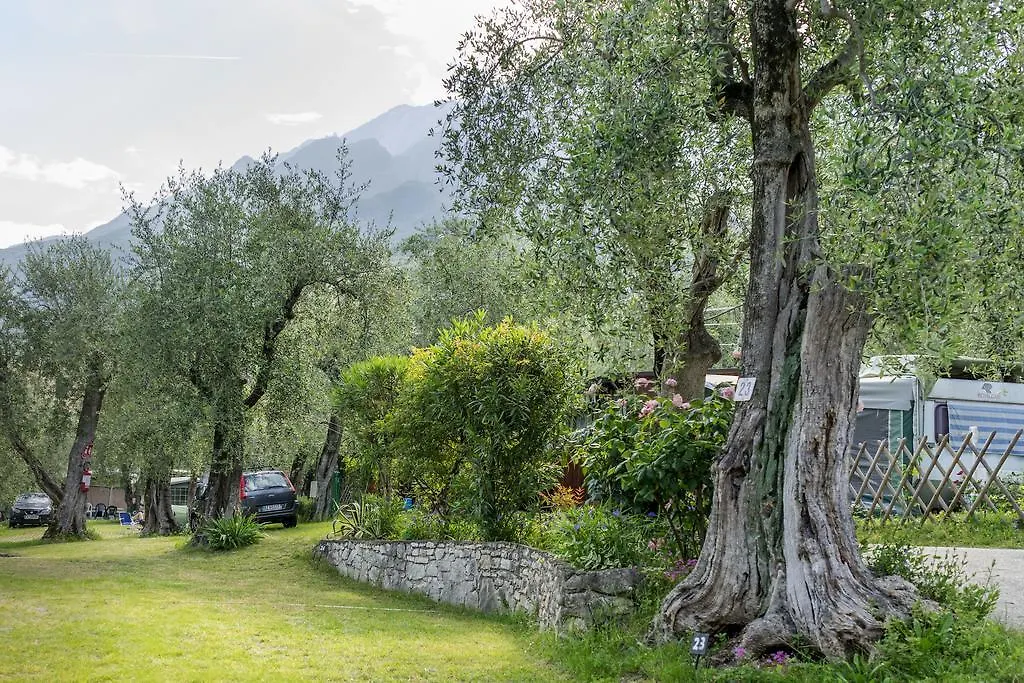 Monja Camping Village Brenzone sul Garda Italië