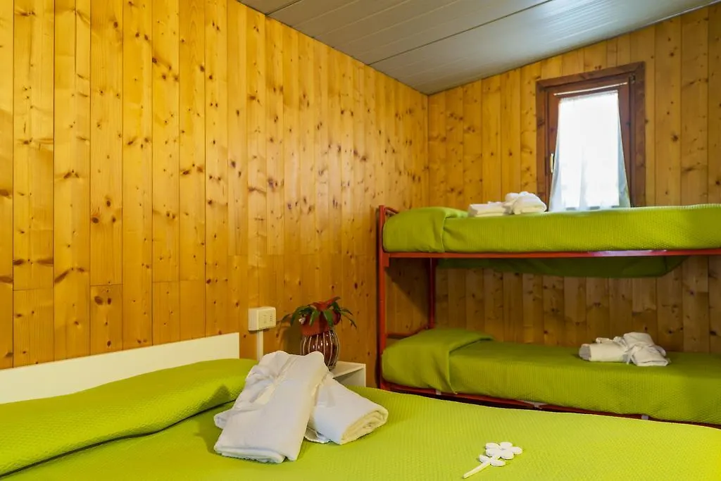 Monja Camping Village 0*, Brenzone sul Garda Italy